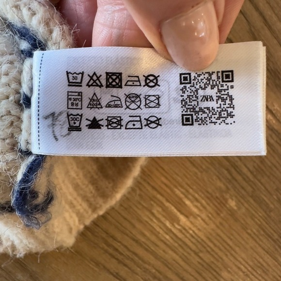 ZARA Kids/Teen Striped Acrylic Sweater-Beige Navy Stripe Pullover-Size Lge 13-14 - Picture 13 of 15